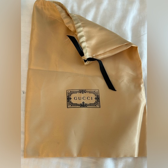 COPY - Faux Gucci GG Marmont Double G Logo Flipflop Sandals 
Size 39/40
Cream - Picture 7 of 7